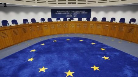 El Tribunal de Estrasburgo pide a España que le informe de la aplicación de la amnistía