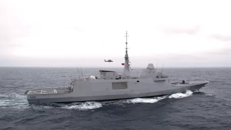 La Armada se pone a punto contra las nuevas amenazas bélicas en la costa Andaluza
