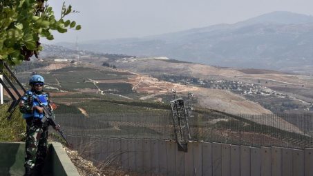 Sumar pide al Gobierno una declaración de embargo unilateral a Israel tras ataque a FINUL