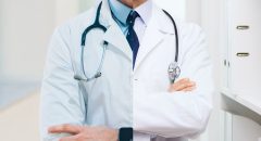 médicos,
