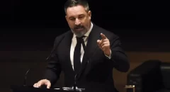 Abascal acusa a Sánchez de haber «hackeado» el Estado de derecho con la ley de amnistía