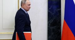 Putin condecora al subcomandante de la Armada rusa que murió en la región de Kursk