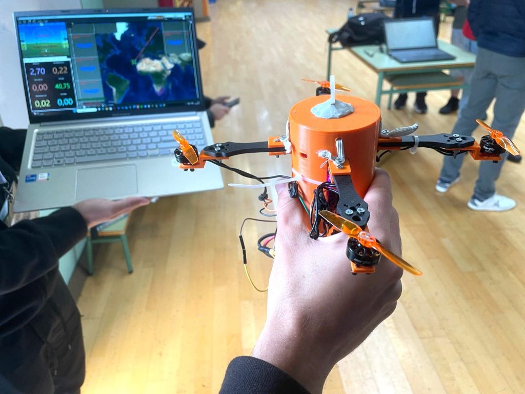 FOTO. Campeonato regional CanSat 2