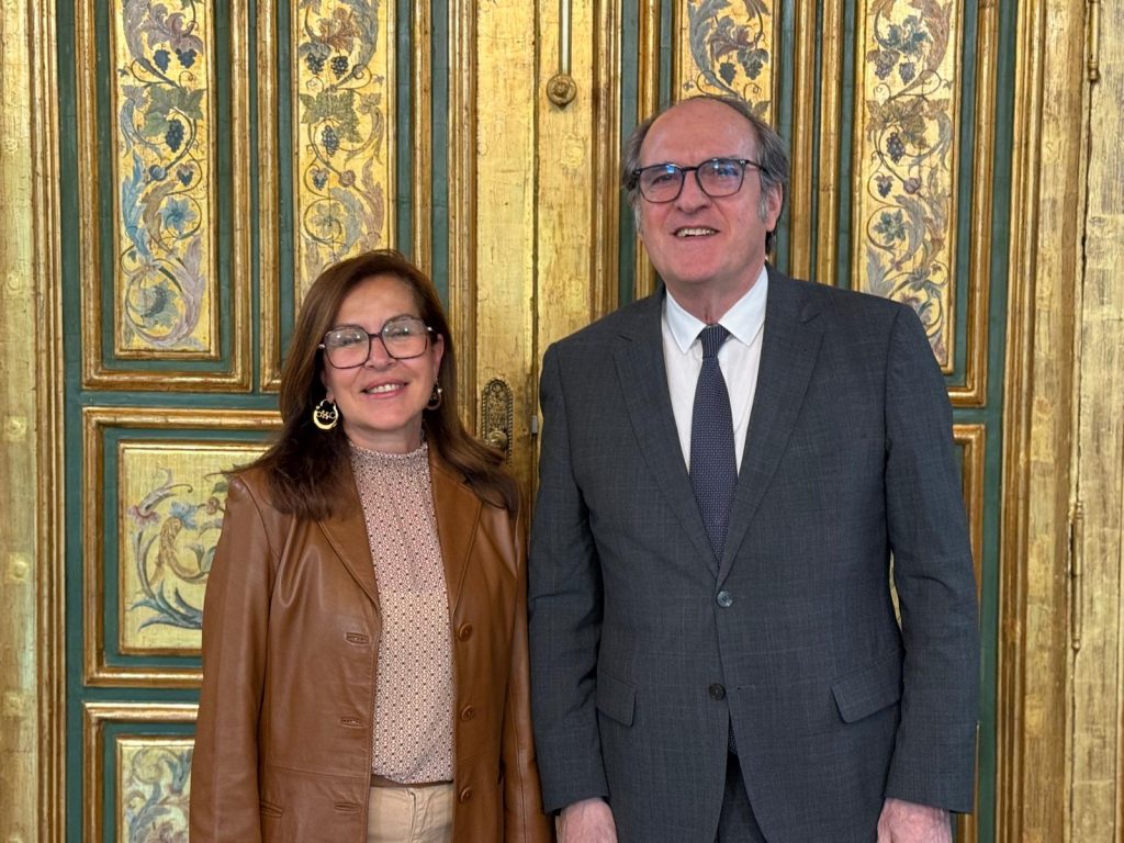 Padrón-Gabilondo