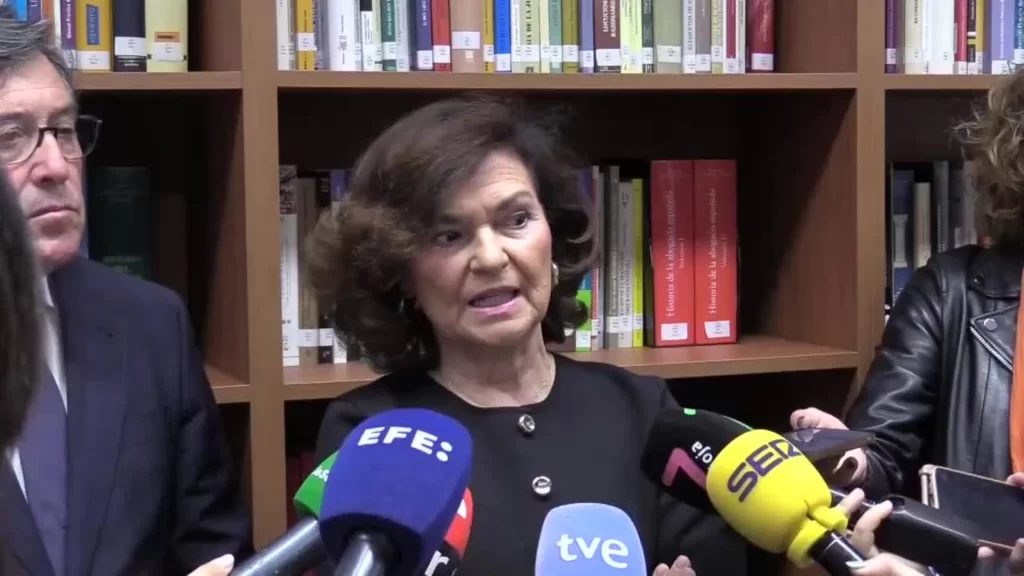 carmen-calvo-defiende-coherencia