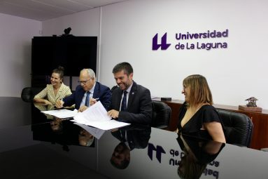 220525 Casimiro Curbelo, junto al rector de la Univesidad de La Laguna en una imagen de archivo