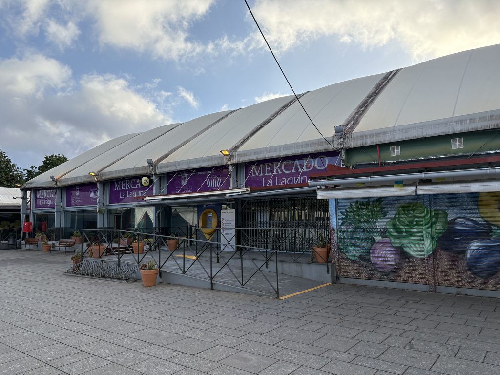 250527 Mejora atención sanitara Mercado La Laguna