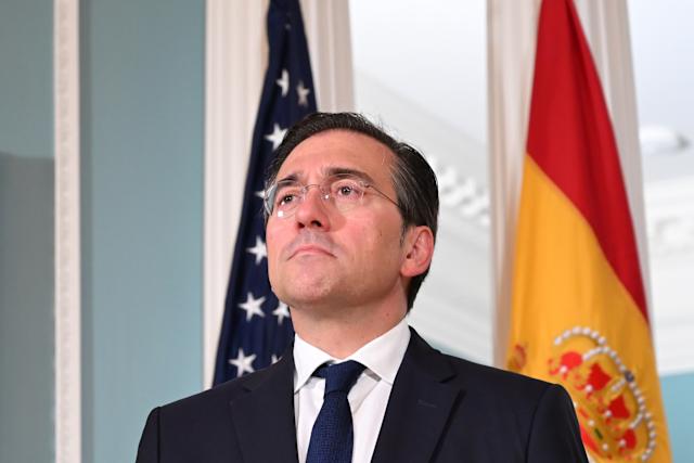 Albares descarta que vaya a llamar a consultas a la embajadora española en Israel