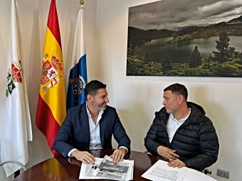 Alejandro Marichal y Dimas Sarmiento en una reunión de la concejalía