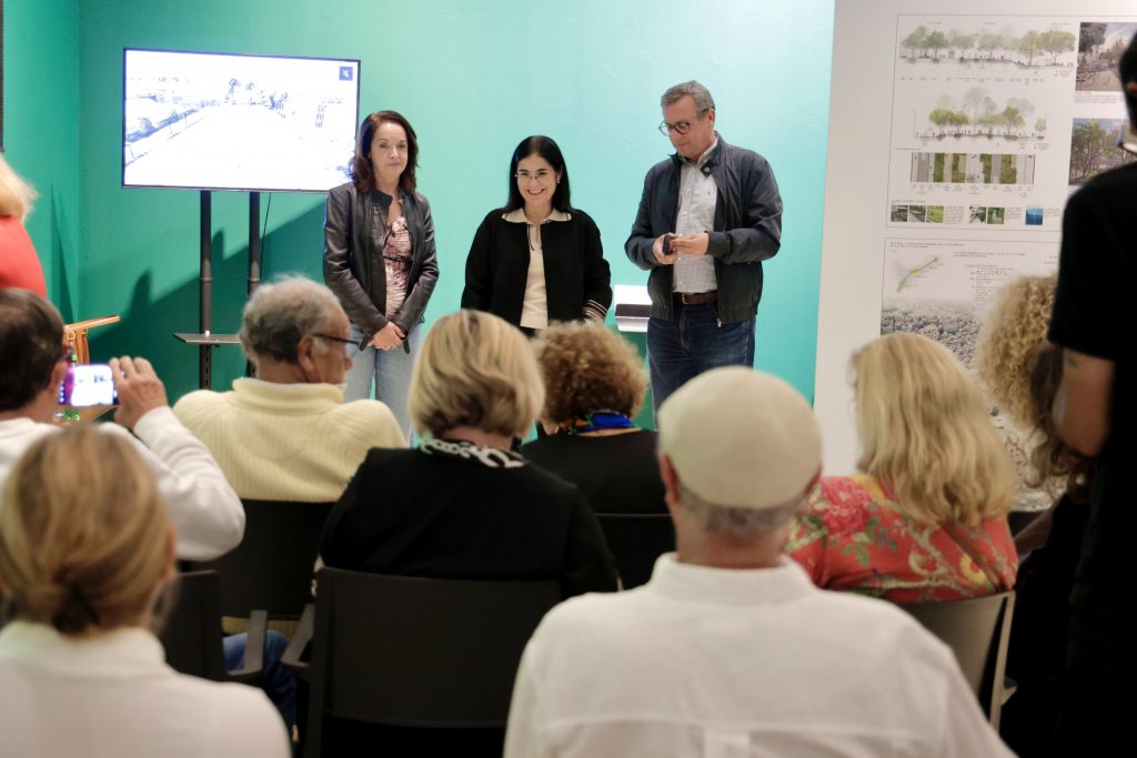 Carolina Darias comparte en el Distrito Centros los proyectos finalistas del concurso de ideas del Guiniguada