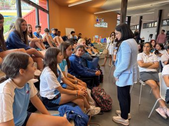 Darias acerca el día a día del Ayuntamiento a estudiantes de secundaria por la Semana de la Administración Abierta 3