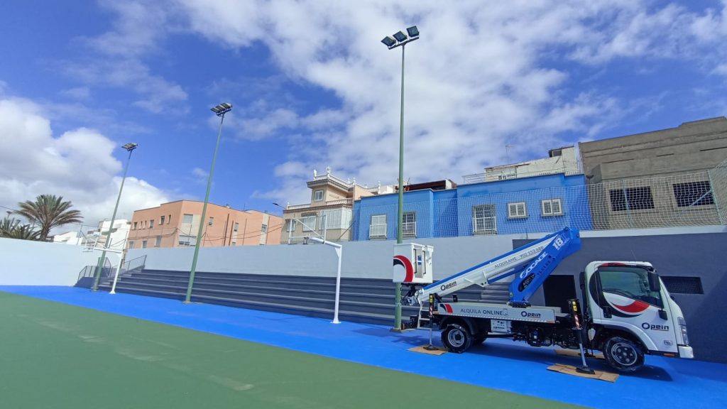 El Ayuntamiento ejecuta actuaciones de mejora y mantenimiento en 40 instalaciones deportivas del IMD durante el último mes