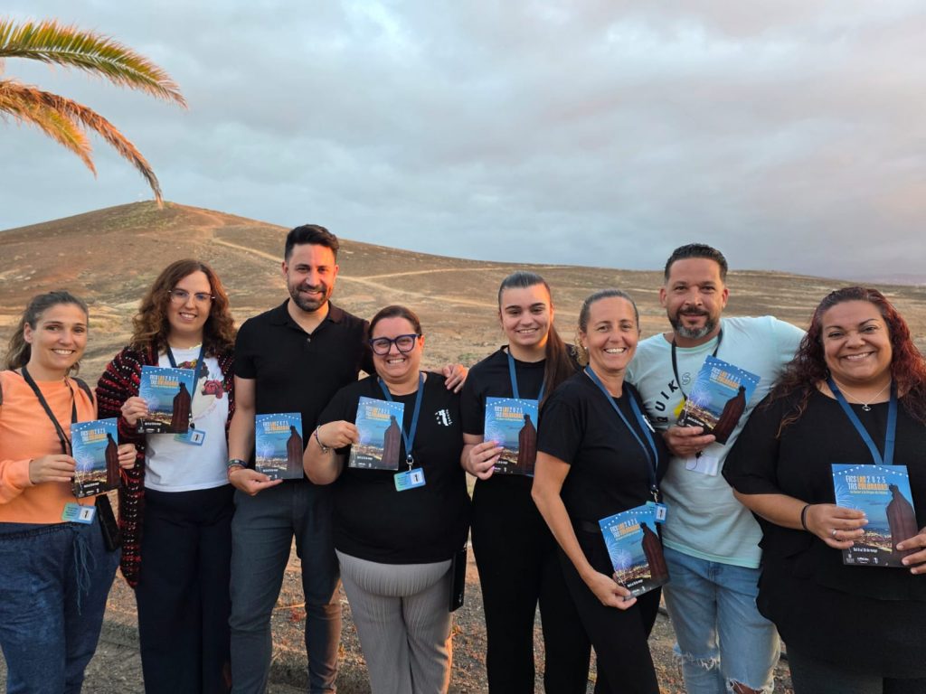 El barrio de Las Coloradas se prepara para sus fiestas en honor a la Virgen de Fátima