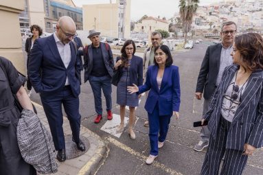 El jurado para la elección del proyecto para el Paseo del Guiniguada comienza su deliberación 4
