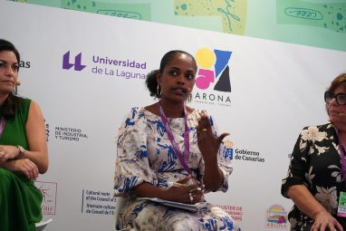 En el centro de la imagen Eloisa Alexandra Domingos Cardoso Freire Gonçalves, Presidenta de la OMCV.