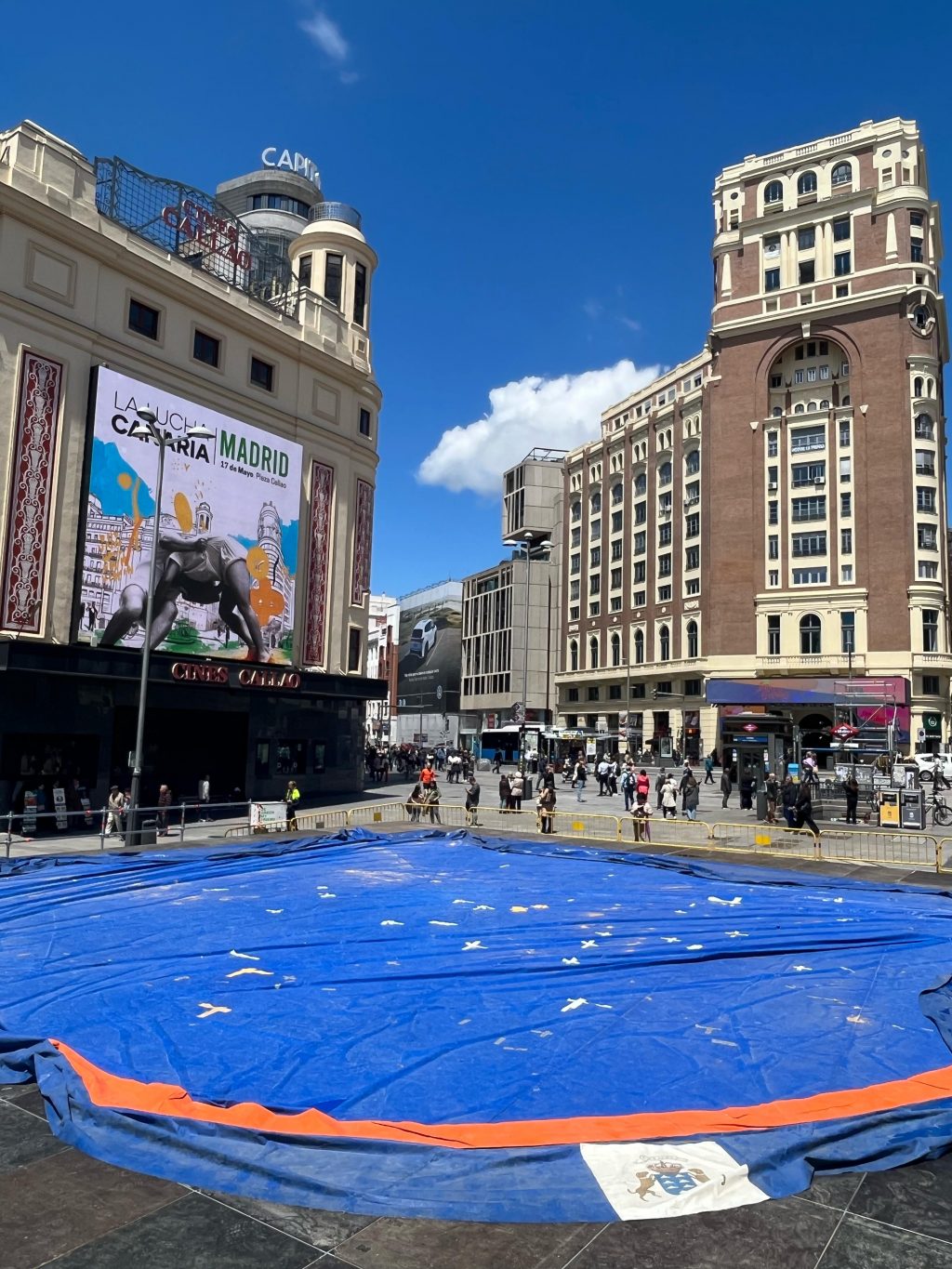 FOTO. La plaza de Callao comienza su transformación para acoger una luchada histórica