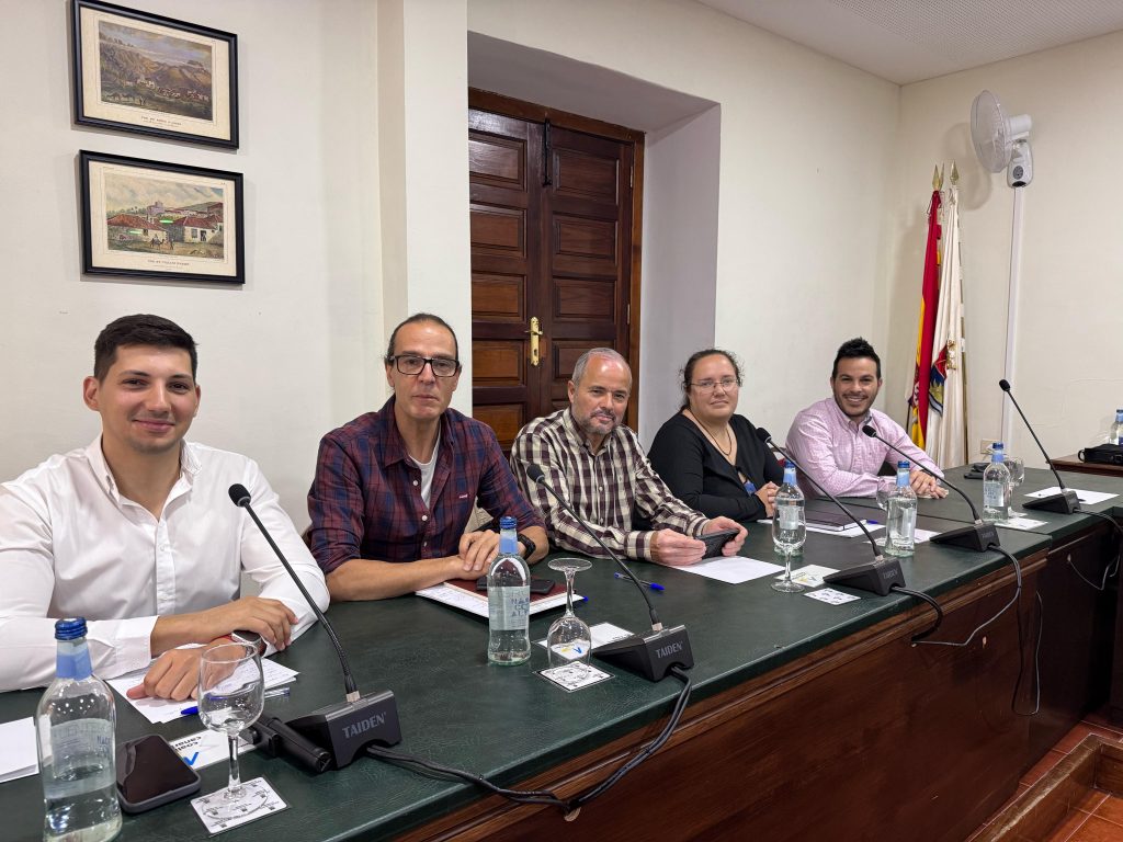 Foto concejales CC Adej