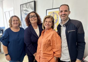 Foto encuentro con la pregonera