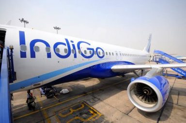 India cierra su espacio aéreo a aerolíneas paquistaníes en medio de crecientes tensiones