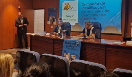 Los Colegios de Veterinarios de Las Palmas y Tenerife refuerzan su compromiso con la identificación y el bienestar animal a través de la campaña “Identifica y Protege”
