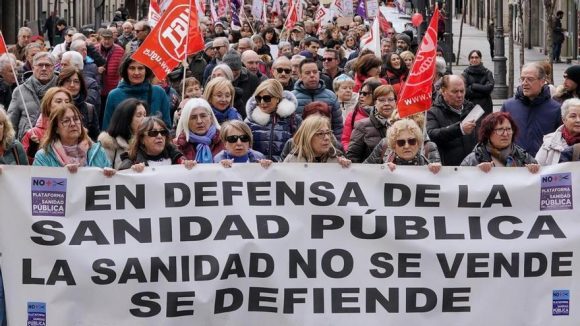 Los sindicatos y Sanidad se volverán a reunir el miércoles para evitar la huelga