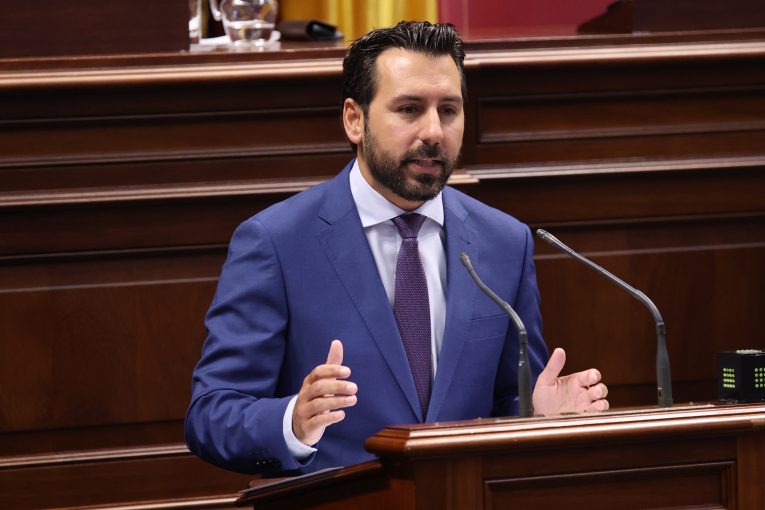 MANU HERNÁNDEZ MOCIÓN