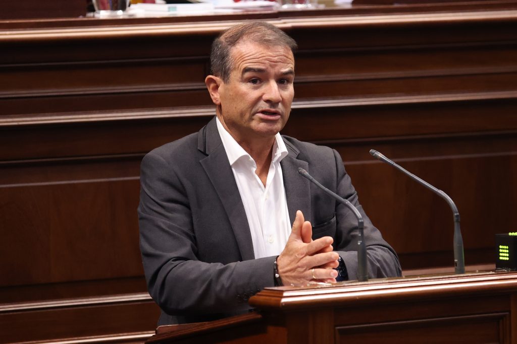 MARCOS HERNÁNDEZ