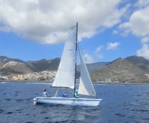 NP250502 REGATA DE LA MUJER 01