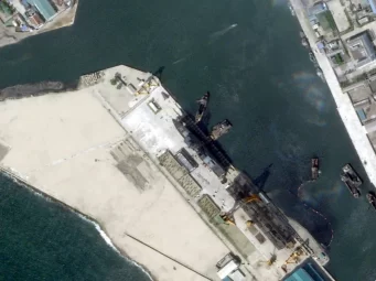 Pionyang detiene a varios oficiales por accidente en la botadura de nuevo barco destructor