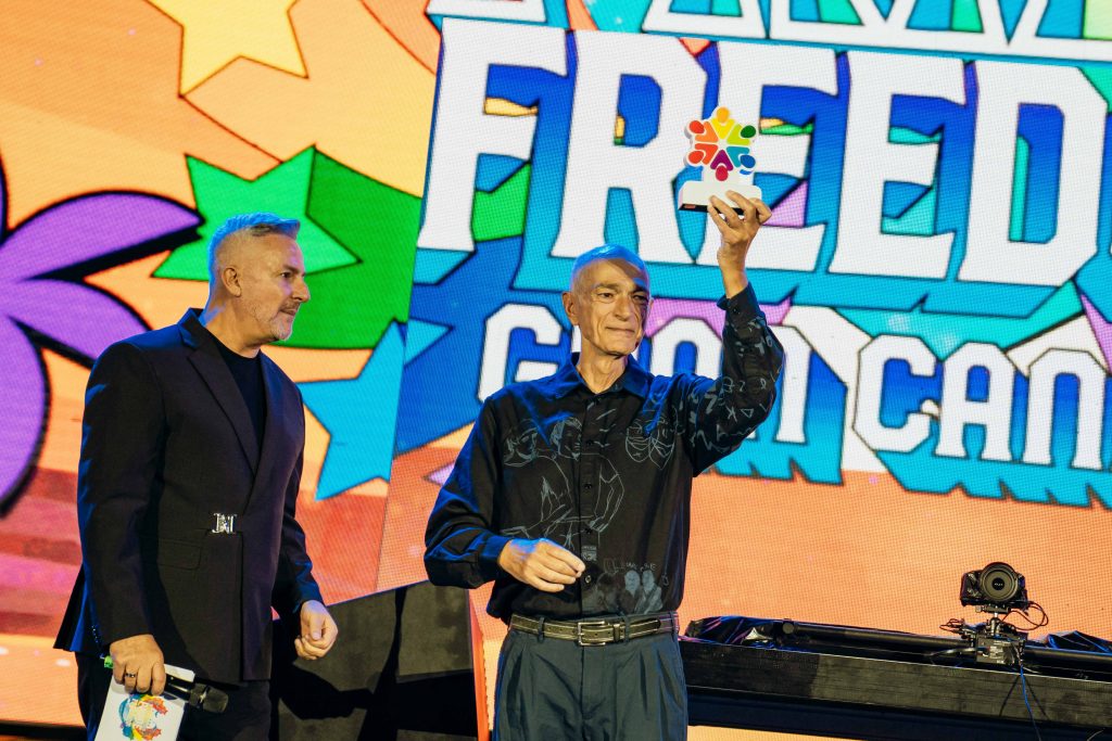 Premio Freedom para en Orlando Viera, fundador de la ONG Amigos contra el Sida