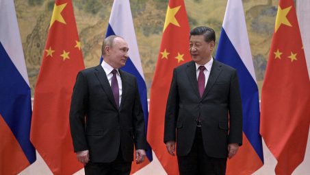 Rusia y China condenan expansión de la OTAN