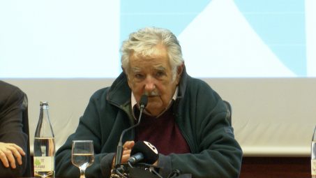 Sánchez recuerda a Pepe Mujica