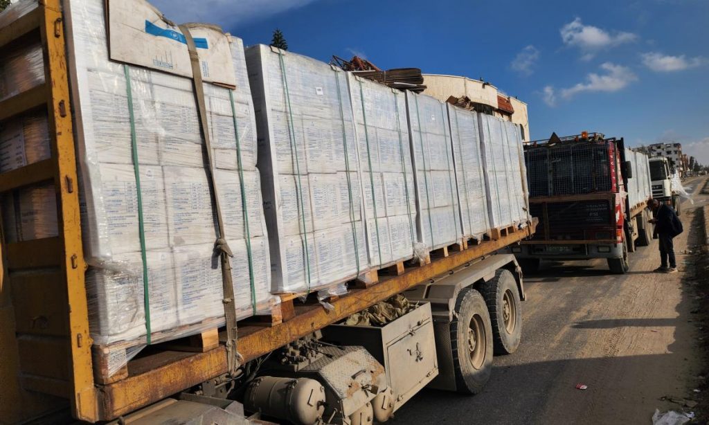 imagen-de-varios-camiones-llegando-a-gaza-con-ayuda-humanitaria
