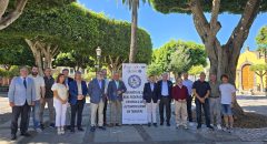 Manuel Aviñó, presidente de la RFEDA se reúne con la prensa del motor en Tenerife