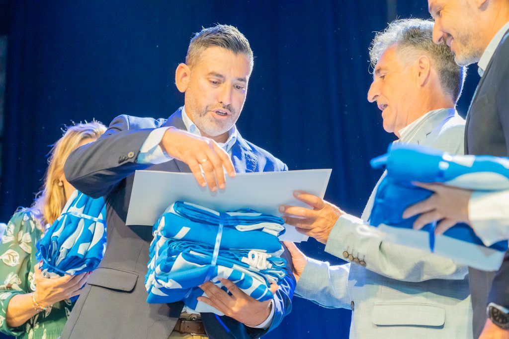 BANDERAS AZULES-[YAIR RODRIGUEZ PEREZ]-[10.06]-[PRENSA]-47
