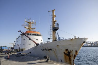 Canalink-Barco cable submarino