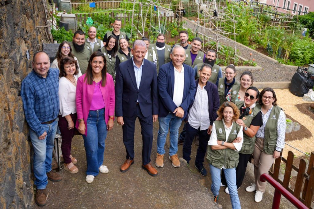 EMPLEO VISITA LA OROTAVA 001