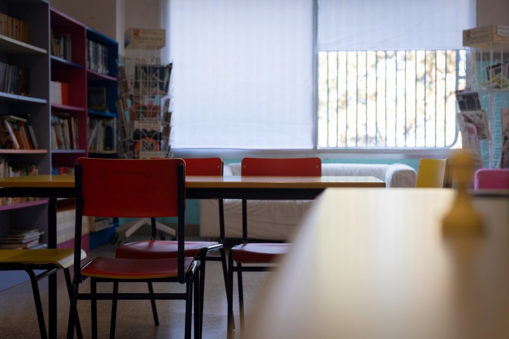 FOTO. Educación refuerza la digitalización educativa con 12.500 paneles digitales interactivos y 16.500 cámaras de documentos