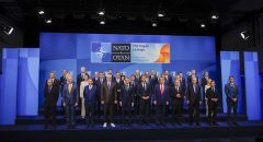 La OTAN se compromete a gastar el 5 % PIB en defensa para 2035 con discrepancia de España