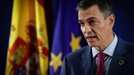 Sánchez pide "contención" en Oriente Medio y pleno respeto al Derecho Internacional