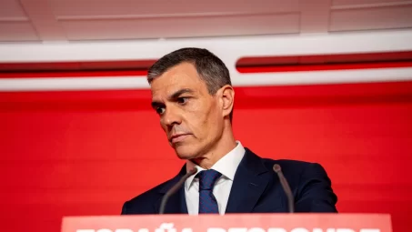 Sánchez reúne a la ejecutiva federal del PSOE por primera vez tras la dimisión de Cerdán