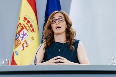 Sanidad destinará 10 millones al plan de choque para los enfermos de ELA más críticos