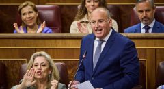 Última sesión de control al Gobierno entre gritos de «cómplices» y «dimisión»