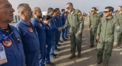 el-rey-y-miles-de-personas-despiden-a-la-patrulla-aguila-28