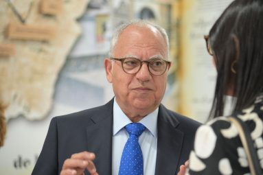 030725 Casimiro Curbelo, presidente del Cabildo de La Gomera