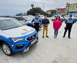 070725 Presentaci�n 6 nuevos veh�culos Polic�a Local (7)