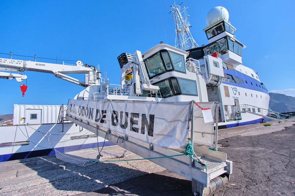 250726_VISITA_BUQUE_ODON_DE_BUEN_033