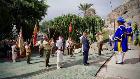 Autoridades en el Homenaje