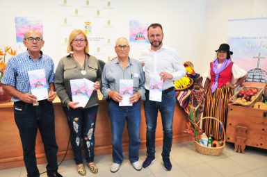 Benito Pérez Franco, Elena Álamo, el pregonero Juanito Ramírez y José Carlos Álamo