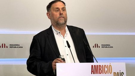 Junqueras durante la rueda de prensa